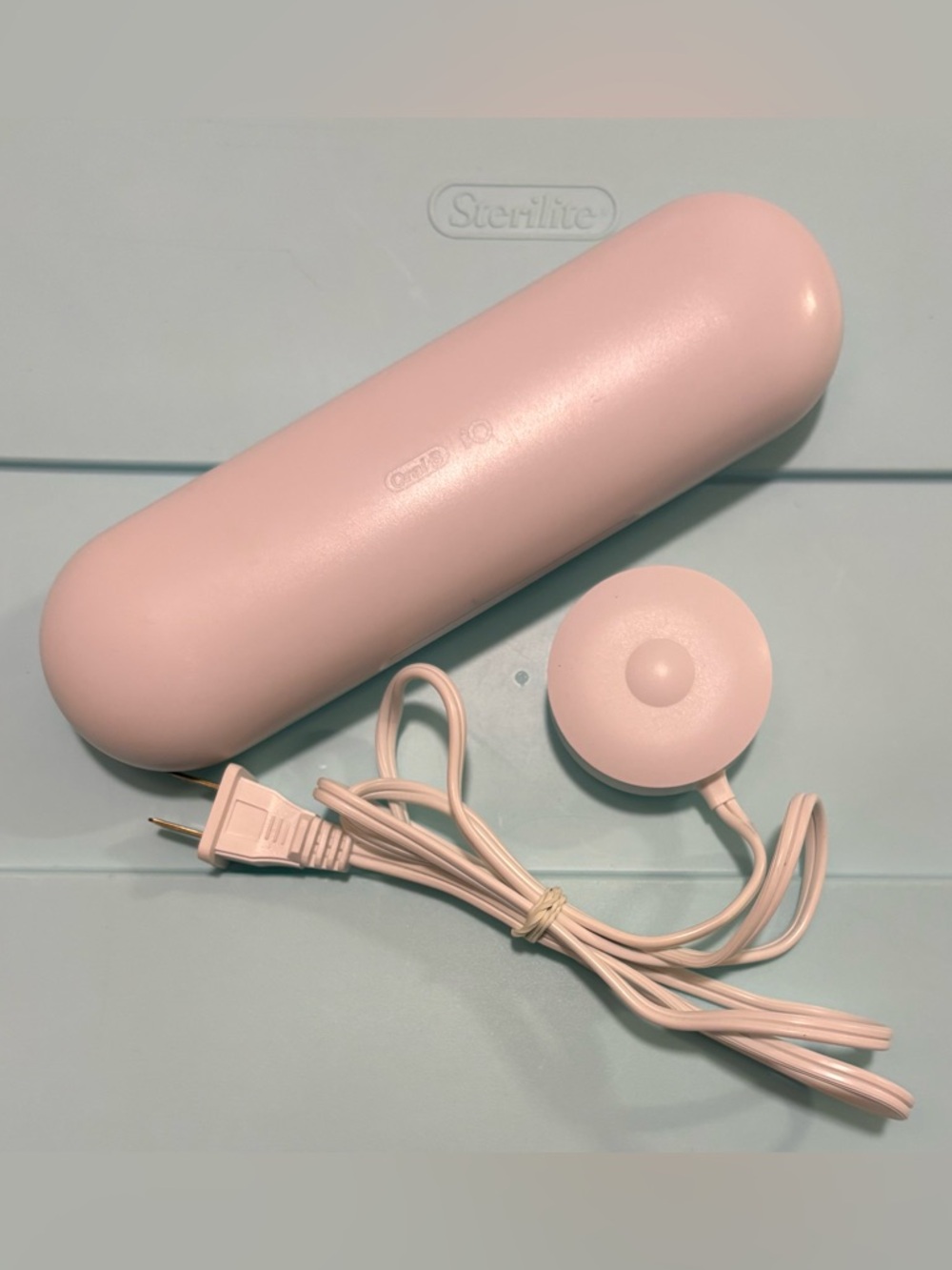 Oral-B iO Charger and Case